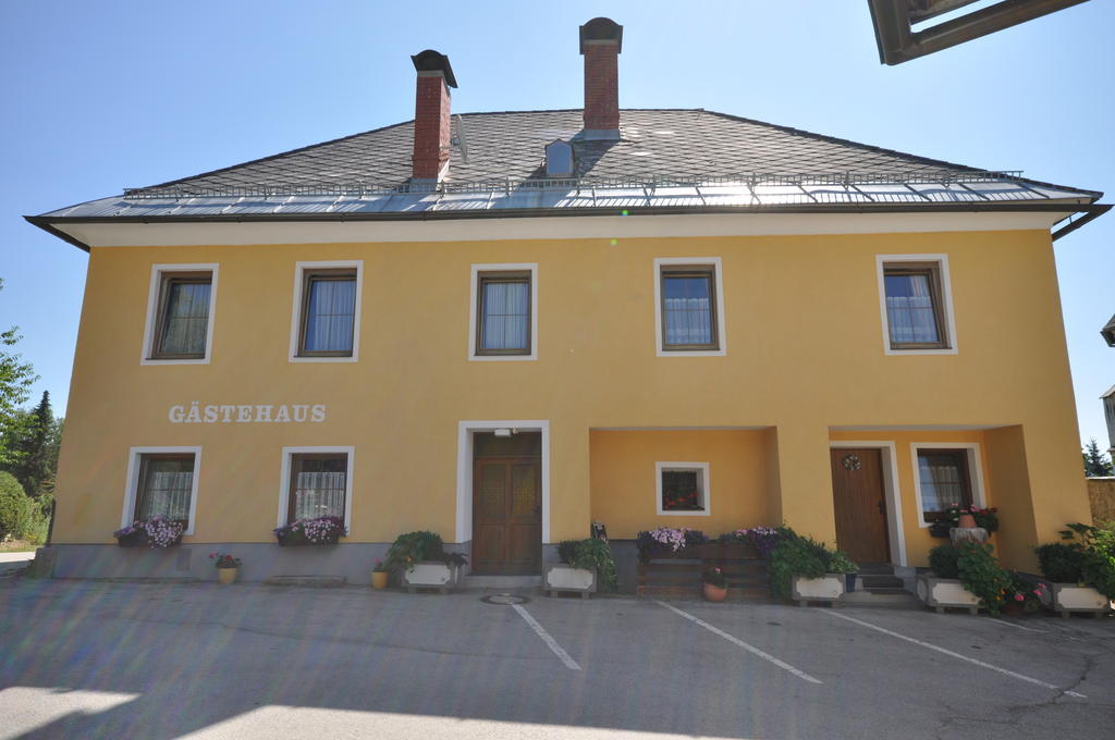 Gasthof Zum Kramer Gurk Buitenkant foto