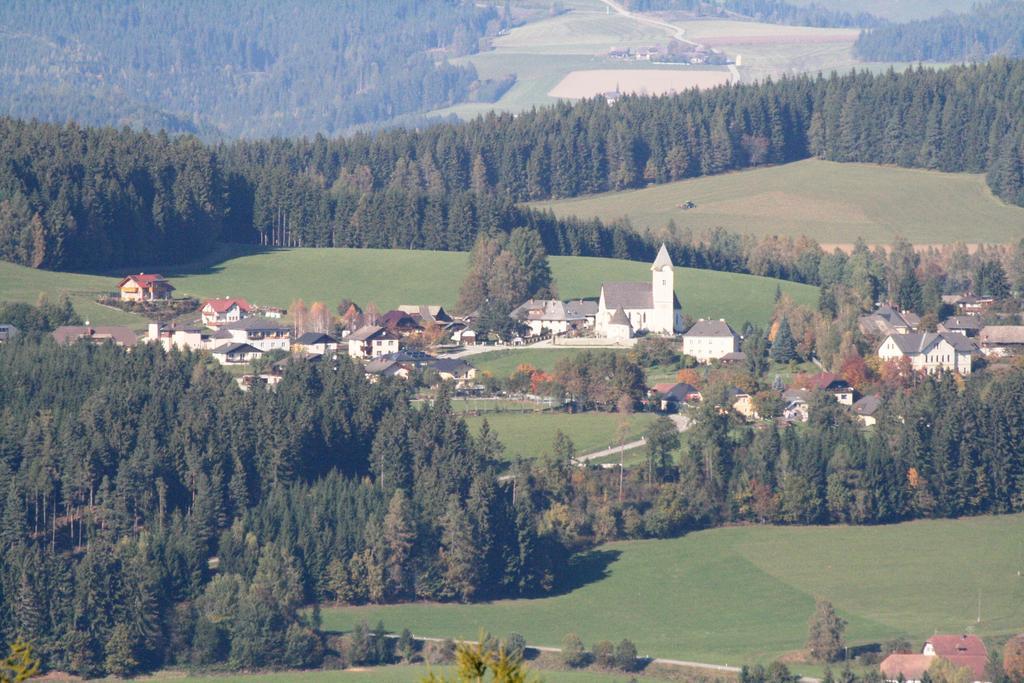 Gasthof Zum Kramer Gurk Buitenkant foto